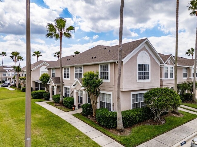 Building Photo - 724 Kensington Lake Cir