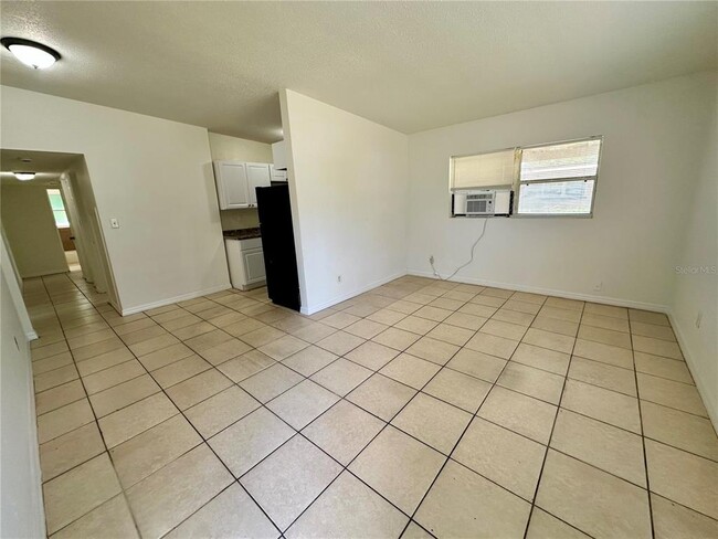Photo - 3114 Lawrence St