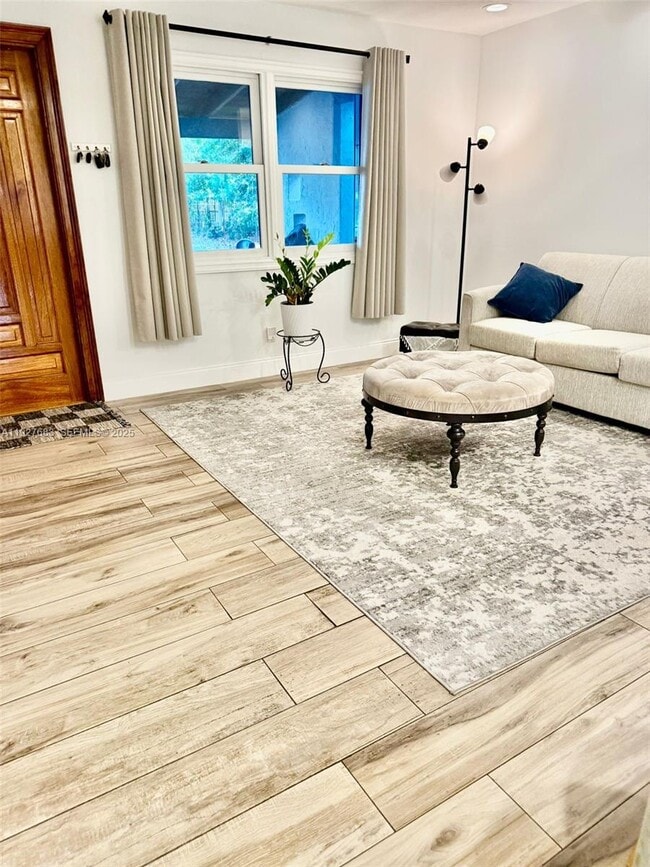 Photo - 4721 SW 34th Dr