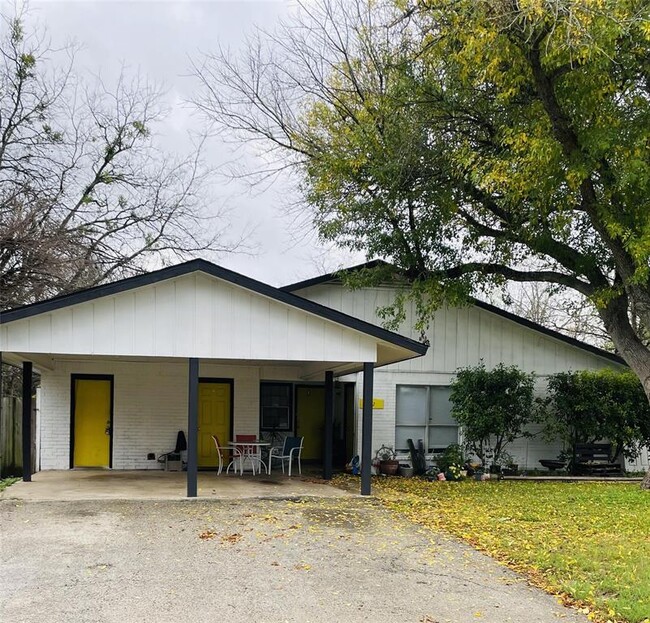 Photo - 112 Cockerham St Townhome