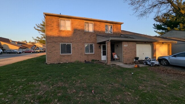 Building Photo - MN Cedar Village (827) Unit Apt A