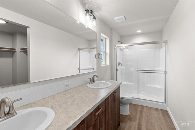 Photo - 503 Hamlow Ave
