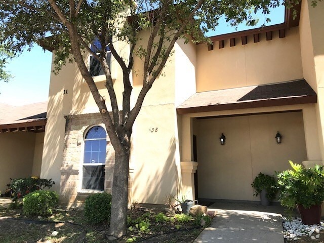 Building Photo - 10706 International Blvd Unit 138 Rental