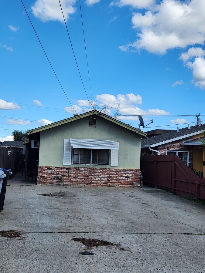 Photo - 313 S 2nd Ave