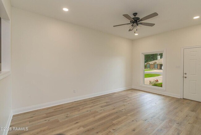 Photo - 122 Pebble Beach Dr