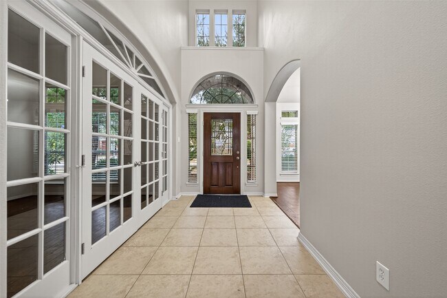 Photo - 5215 Field Briar Ln