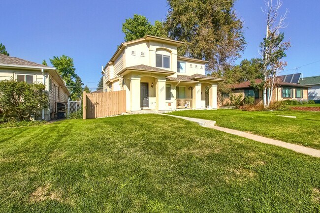 Photo - 2453 S Race St