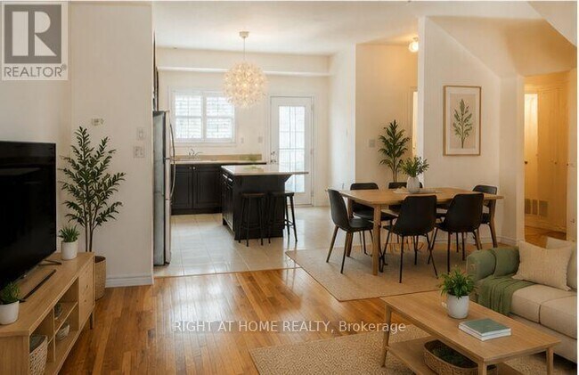 Photo - 32 Aspen Hills Rd