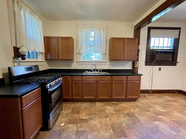 Photo - Melrose Heights