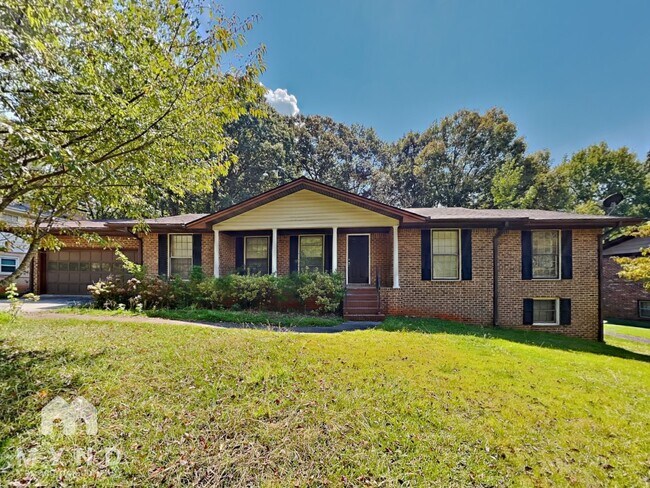 Building Photo - 2121 W Chester Cir SE Rental