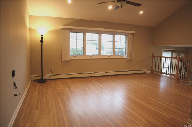 Photo - 26 Summit St