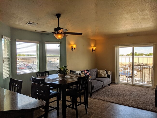 Building Photo - 116 E Resaca Dr Unit F9 Rental