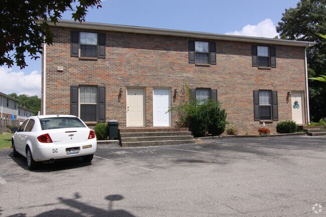 Building Photo - Winters Court-261 Unit 261C Rental