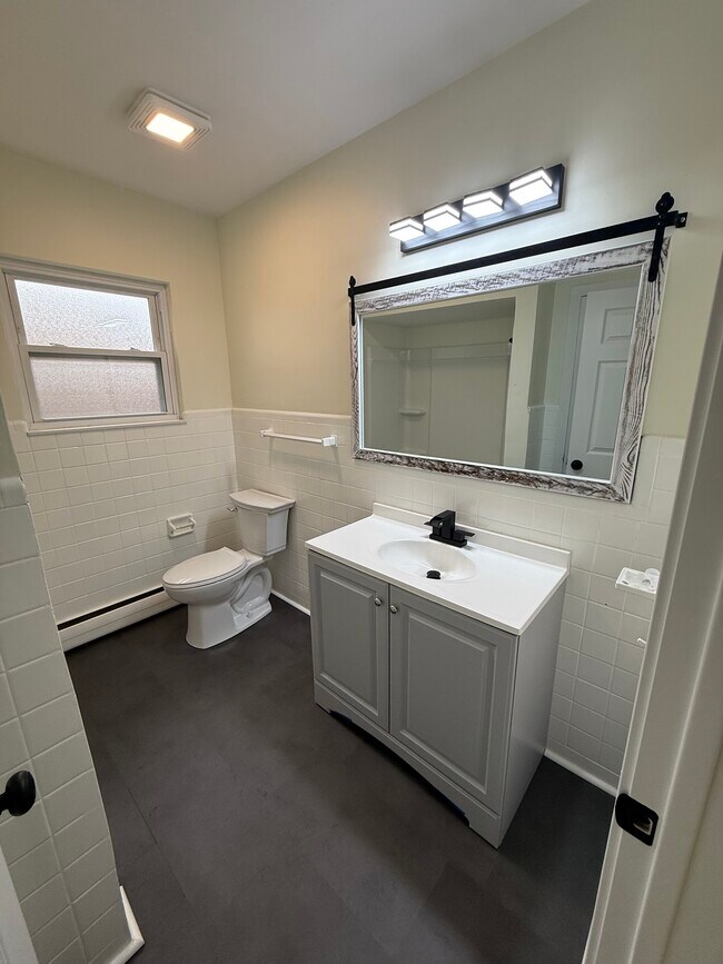 1398 Sleepy Hollow Rd Unit 3