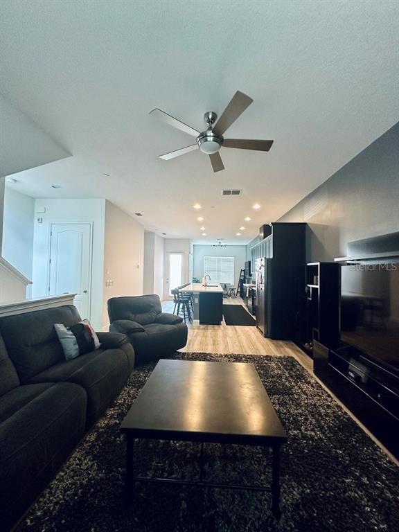 Photo - 8200 Elion St