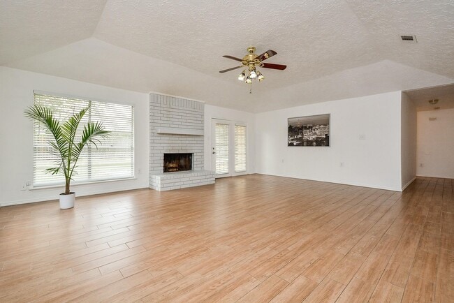 Photo - 3315 Honey Creek Dr