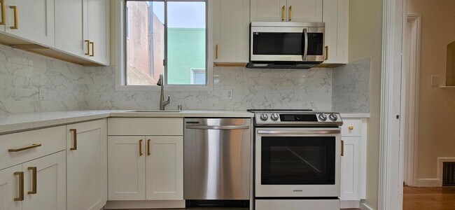 1895 16th Ave Unit 1895 16th Ave.