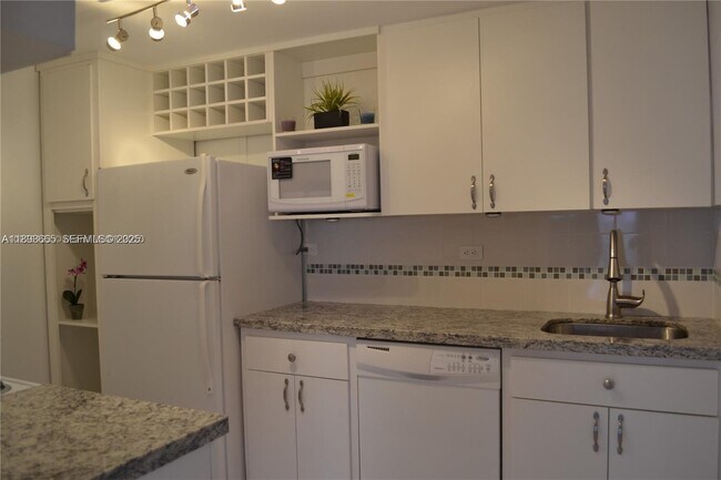 Photo - 2451 Brickell Ave Unit 12K