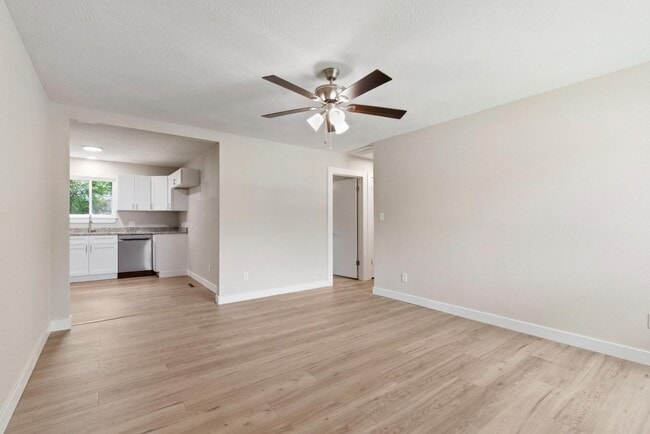 Photo - 2744 N Pierce Ave