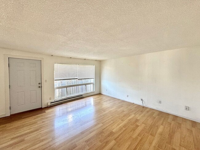 Photo - 4102 38th Ave. S Unidad #1