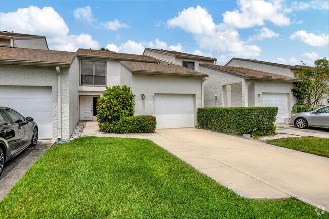 Building Photo - 6732 Canary Palm Cir Rental