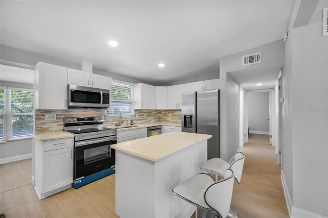 Photo - 1400 Poinciana Dr