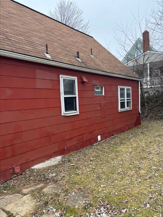 Photo - 715 Grant Avenue Ext