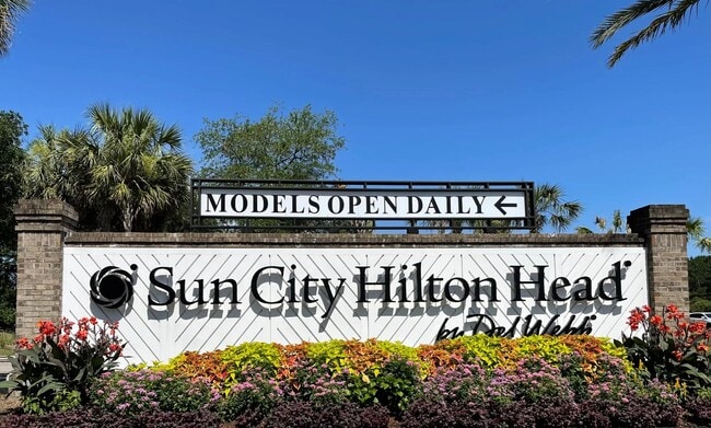 Photo - 120 Coburn Dr W