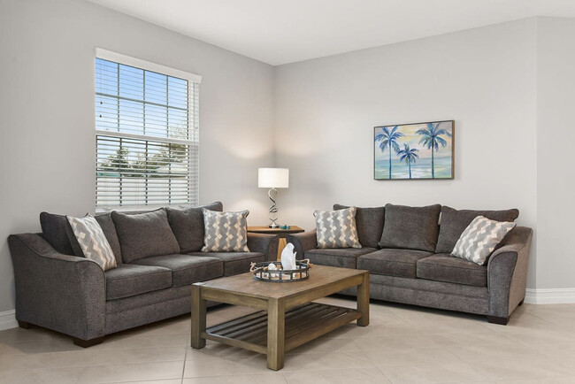Photo - 150 Mediterranean Way Apartamento Unidad ID1044468P