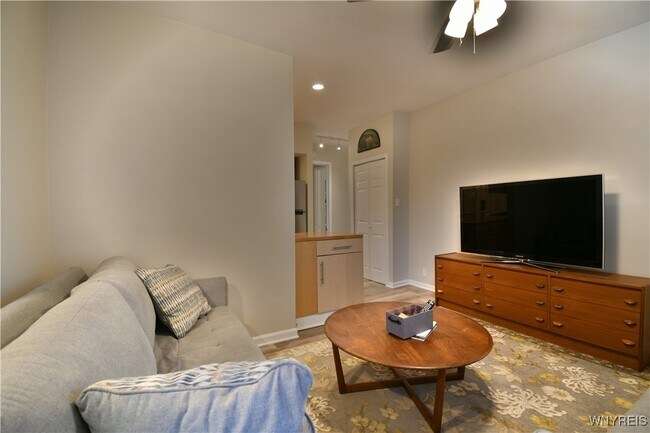 Photo - 54 Normal St