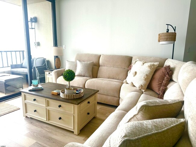 Photo - 3851 Boardwalk Unit 2510