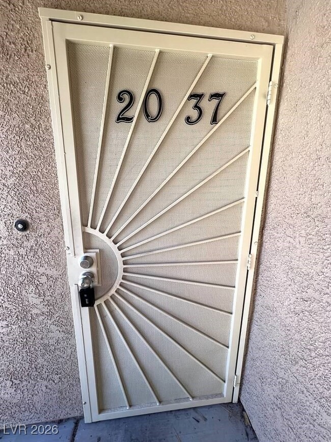 Photo - 2110 Los Feliz St Unidad 2037