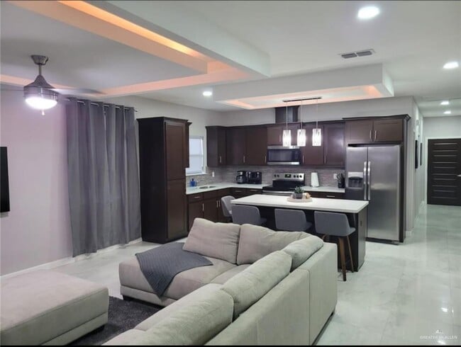 Building Photo - 3013 S L St Unit D Rental