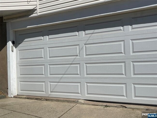 Photo - 140 Westervelt Ave