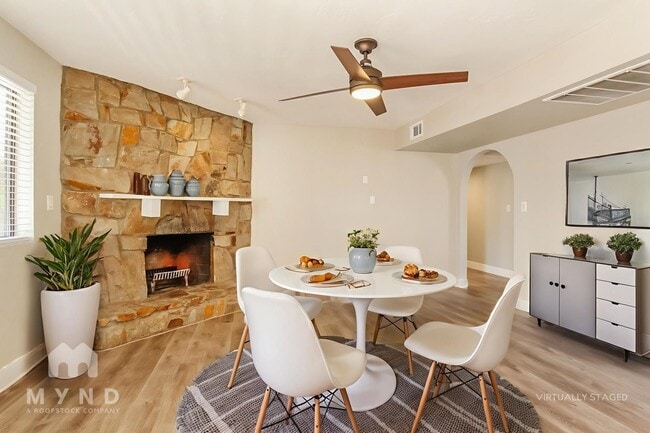 Photo - 7043 E Hearn Rd