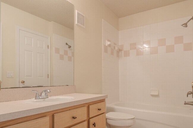 Photo - 6596 Swissco Dr Unit 1524,