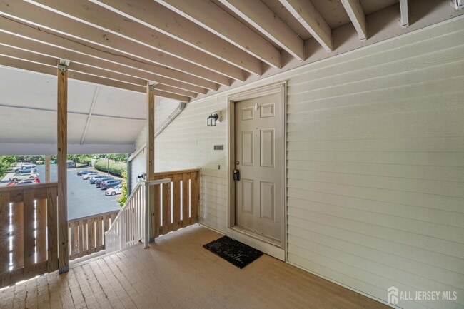 Photo - 307 Ravens Crest Dr