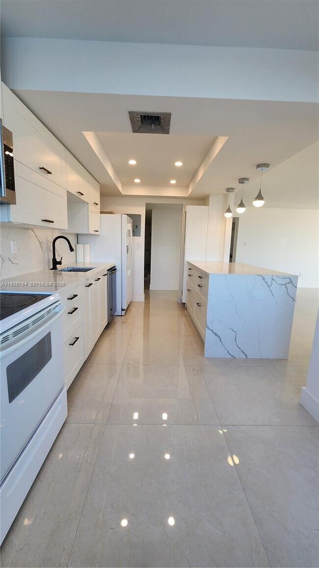 Photo - 18051 Biscayne Blvd Unit 1705