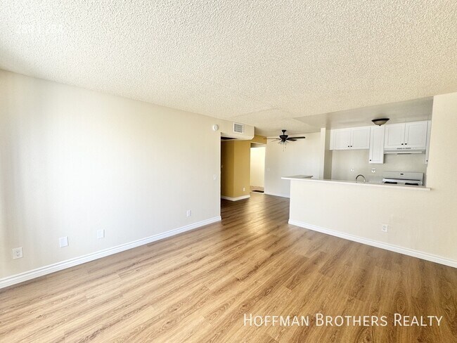 Photo - 9233 Van Nuys Blvd Unit 116