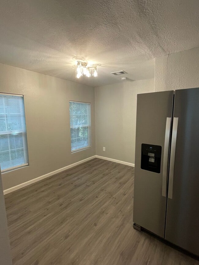 Photo - Available Now! Updated 4BR Home with Large Yard, Storage Shed & Modern Finishes