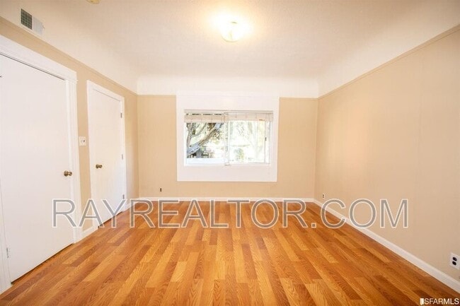 Photo - 3175 24th St