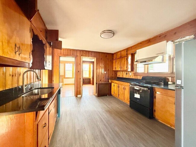 Photo - 15-24-24 125th St Unit 2