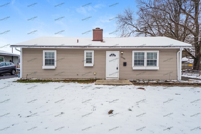 Building Photo - 1121 Gibson Rd