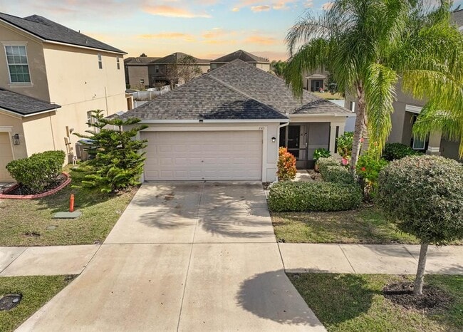 Building Photo - 1313 Trailwater St