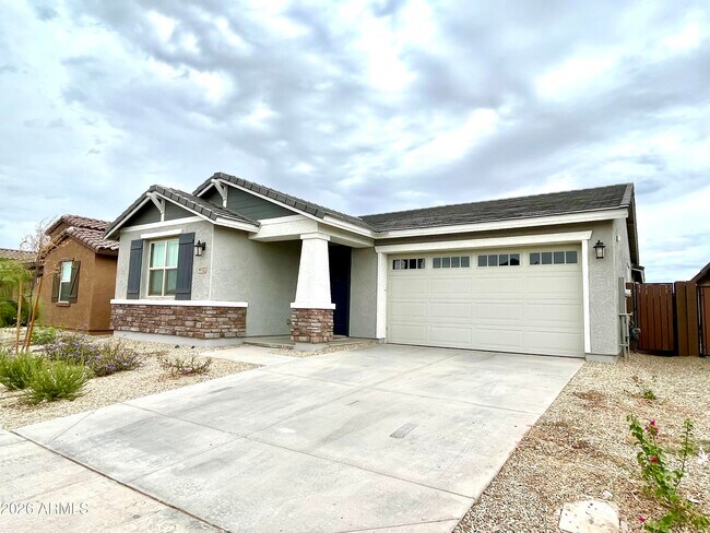 9332 W Encinas Ln