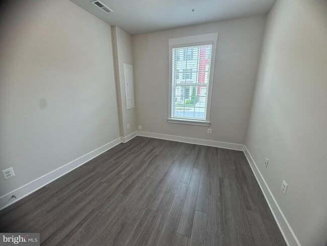 Photo - 203 Pomegranate Ln