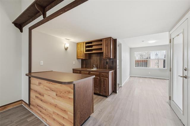 Photo - 2102 Lewis Trail