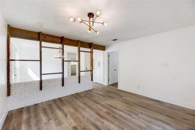 Photo - 8312 Bowling Green Dr Unit 2