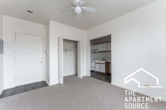 Photo - 3957 W Irving Park Rd Unit 206