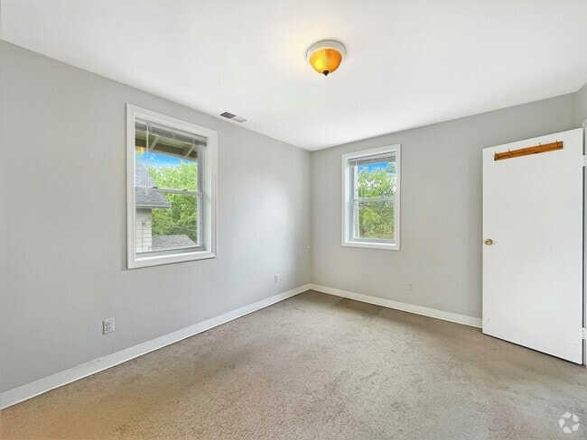 Building Photo - 1955 N Cleveland St Rental